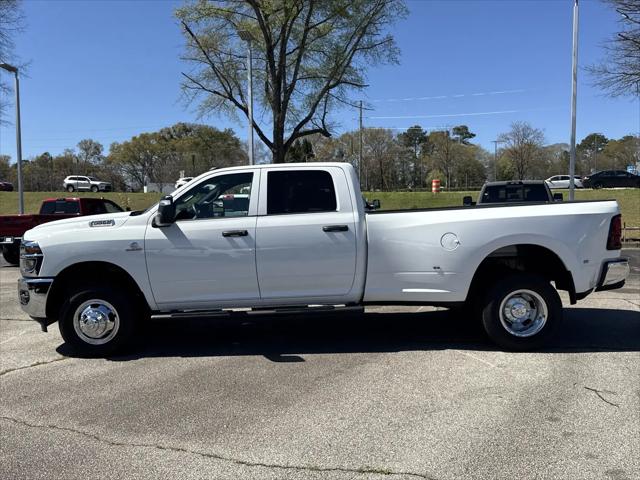 2026 Ram 3500 Tradesman Crew Cab 4x4 8 Box