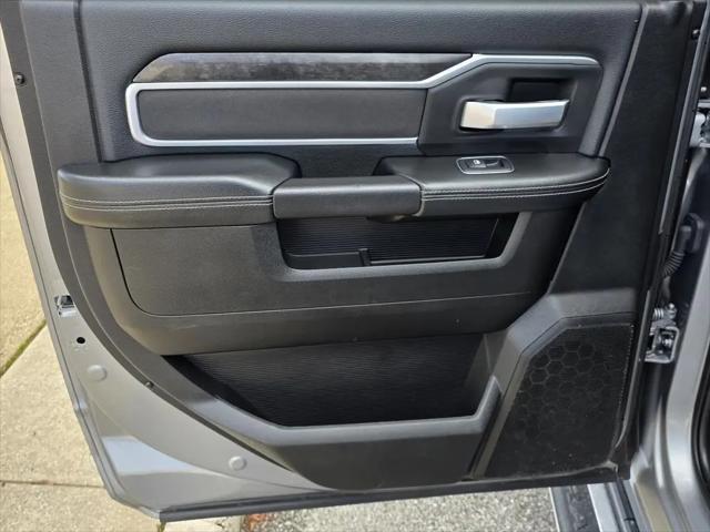 2024 Ram 3500 Big Horn Crew Cab 4x4 8' Box