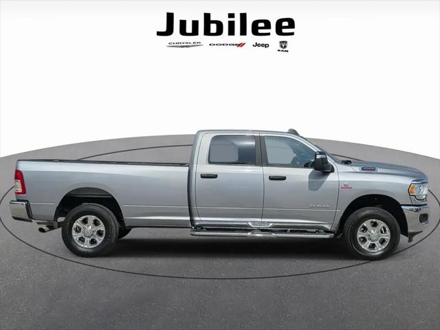 2024 Ram 3500 Big Horn Crew Cab 4x4 8' Box