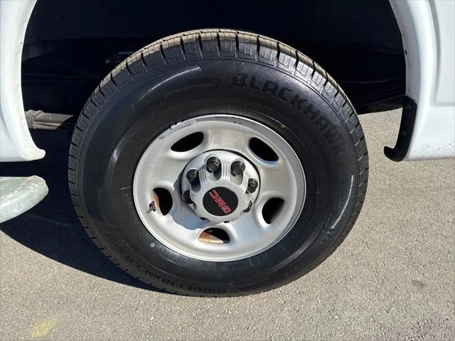 2023 GMC Savana Cargo RWD 2500 Regular Wheelbase Work Van