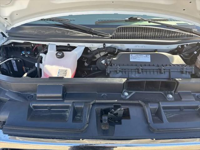 2023 GMC Savana Cargo RWD 2500 Regular Wheelbase Work Van