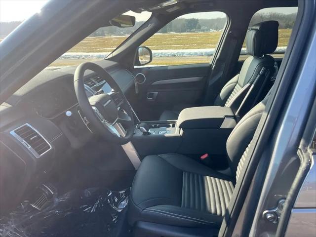 2026 Land Rover Discovery Gemini Edition