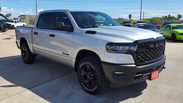 2026 Ram 1500 Warlock Crew Cab 4x4 5'7" Box