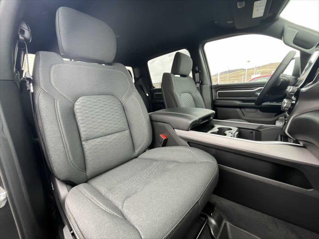 2026 Ram 1500 Big Horn Crew Cab 4x4 64 Box