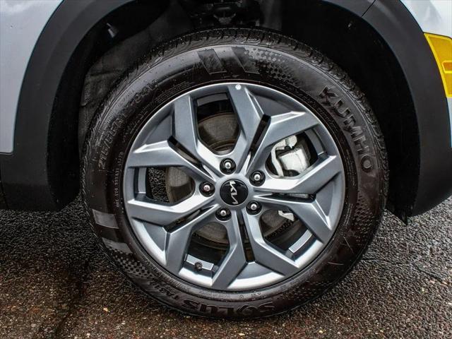 2025 Kia Seltos LX