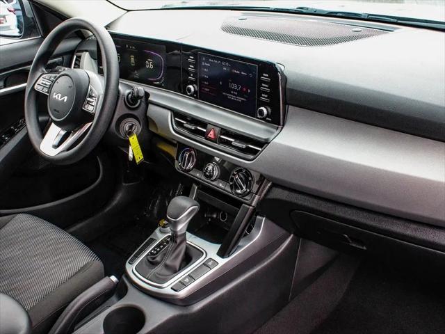 2025 Kia Seltos LX