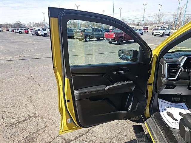 2023 GMC Canyon 2WD Crew Cab Short Box Elevation