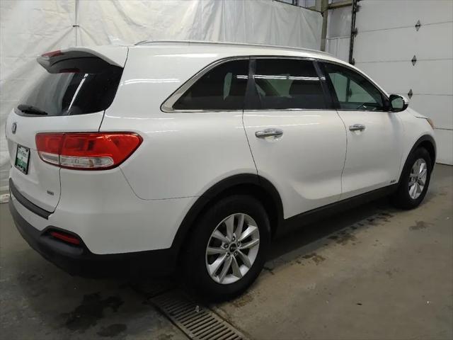 2016 Kia Sorento 2.4L LX