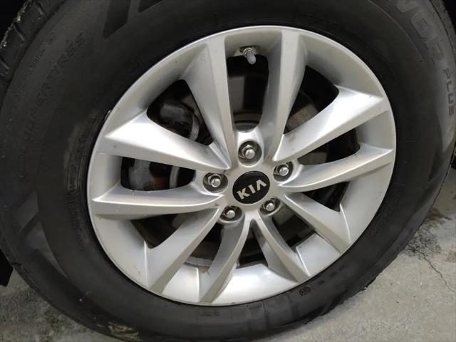2016 Kia Sorento 2.4L LX