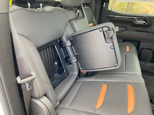 2026 GMC Sierra 1500 Crew Cab, Short Bed, AT4, 4WD