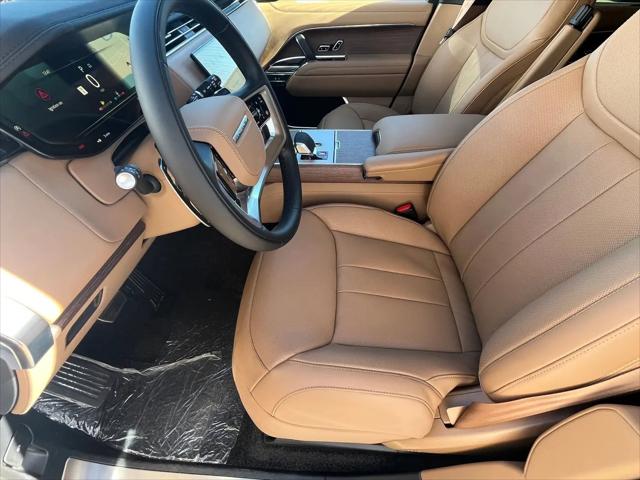 2026 Land Rover Range Rover P400 SE 7 Seat