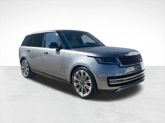 2026 Land Rover Range Rover P400 SE 7 Seat