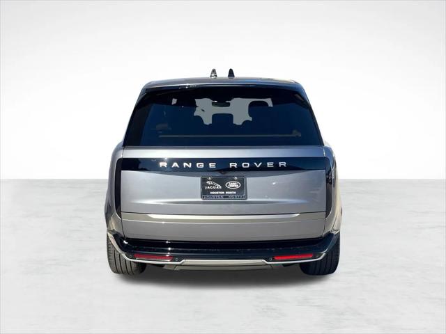 2026 Land Rover Range Rover P400 SE 7 Seat