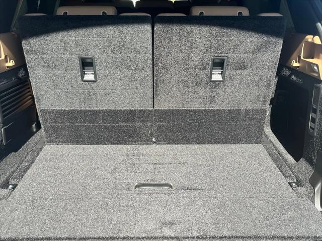2026 Land Rover Range Rover P400 SE 7 Seat