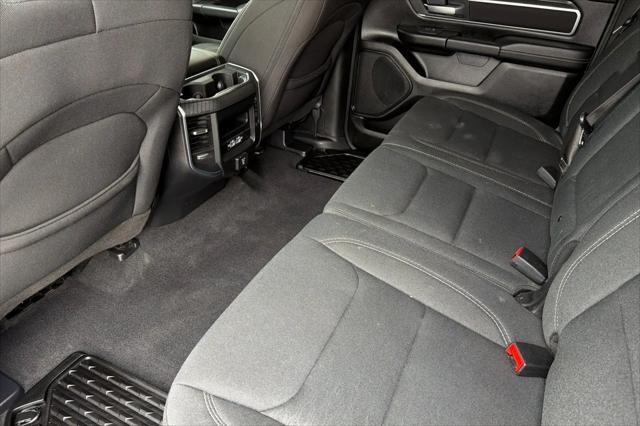 2025 Ram 1500 Big Horn Crew Cab 4x4 5'7" Box