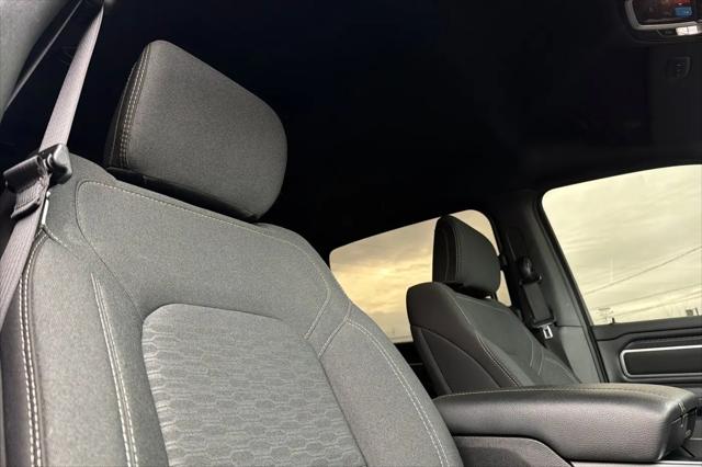 2025 Ram 1500 Big Horn Crew Cab 4x4 5'7" Box