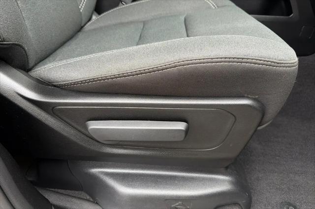 2025 Ram 1500 Big Horn Crew Cab 4x4 5'7" Box