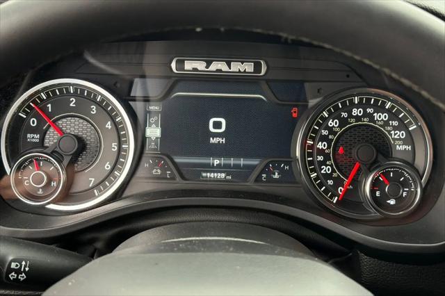 2025 Ram 1500 Big Horn Crew Cab 4x4 5'7" Box
