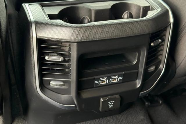 2025 Ram 1500 Big Horn Crew Cab 4x4 5'7" Box