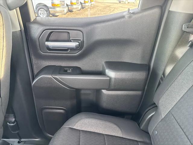 2026 GMC Sierra 1500 Double Cab, Standard Bed, Pro, 4WD