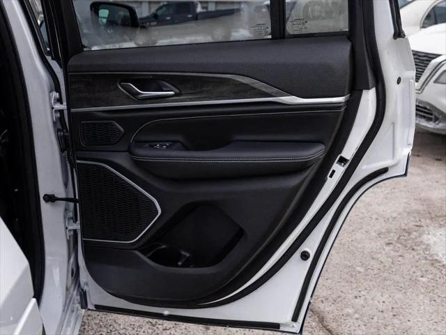 2026 Jeep Grand Cherokee Limited Reserve