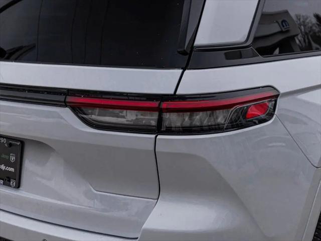 2026 Jeep Grand Cherokee Limited Reserve