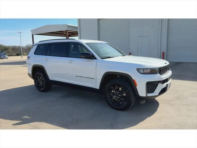 2026 Jeep Grand Cherokee L Altitude 4x2