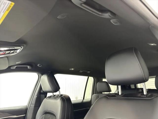 2026 Jeep Grand Cherokee L Altitude 4x2