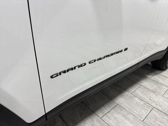 2026 Jeep Grand Cherokee L Altitude 4x2