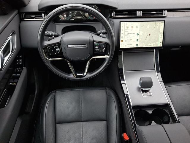 2025 Land Rover Range Rover Velar P250 Dynamic SE