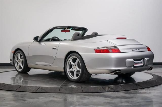 2003 Porsche 911 Carrera
