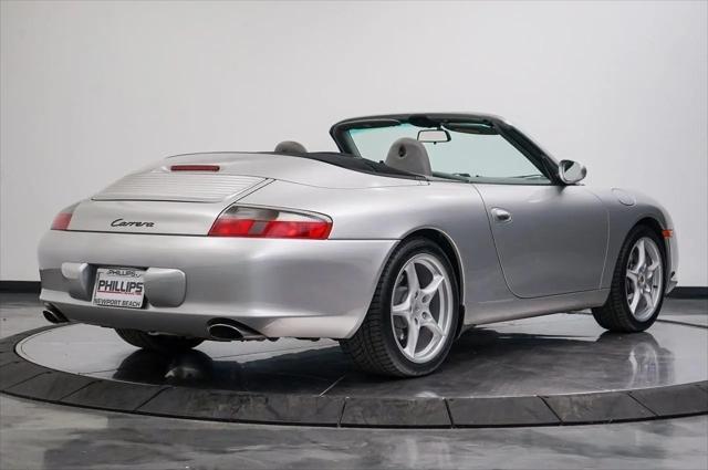 2003 Porsche 911 Carrera