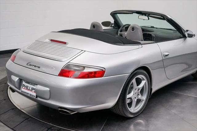 2003 Porsche 911 Carrera