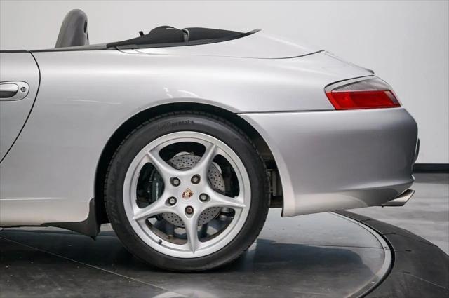 2003 Porsche 911 Carrera