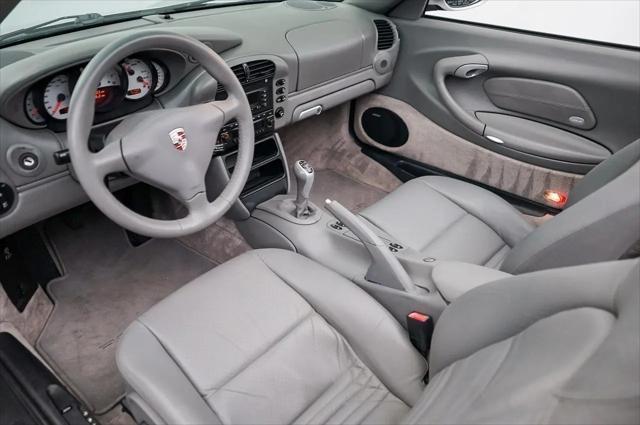 2003 Porsche 911 Carrera