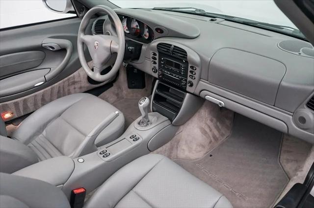 2003 Porsche 911 Carrera