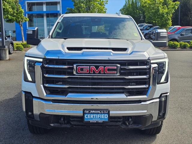 2025 GMC Sierra 3500HD Crew Cab, Long Bed, SLT DRW, 4WD