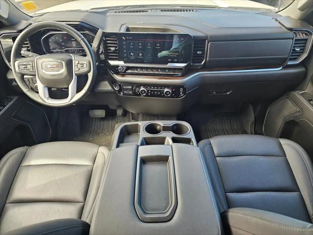 2025 GMC Sierra 3500HD Crew Cab, Long Bed, SLT DRW, 4WD