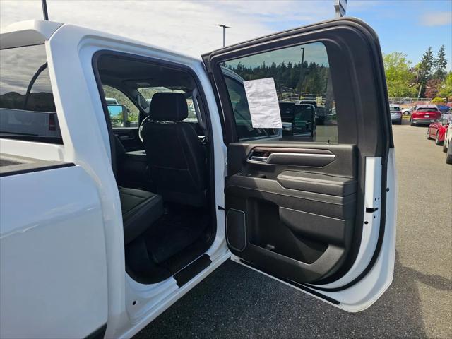 2025 GMC Sierra 3500HD Crew Cab, Long Bed, SLT DRW, 4WD