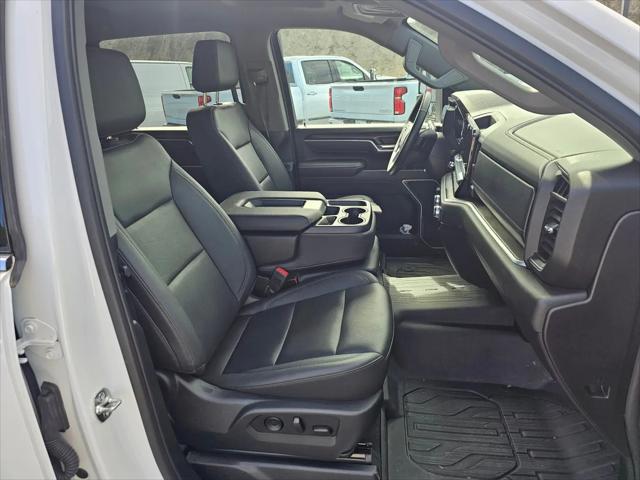 2025 GMC Sierra 3500HD Crew Cab, Long Bed, SLT DRW, 4WD