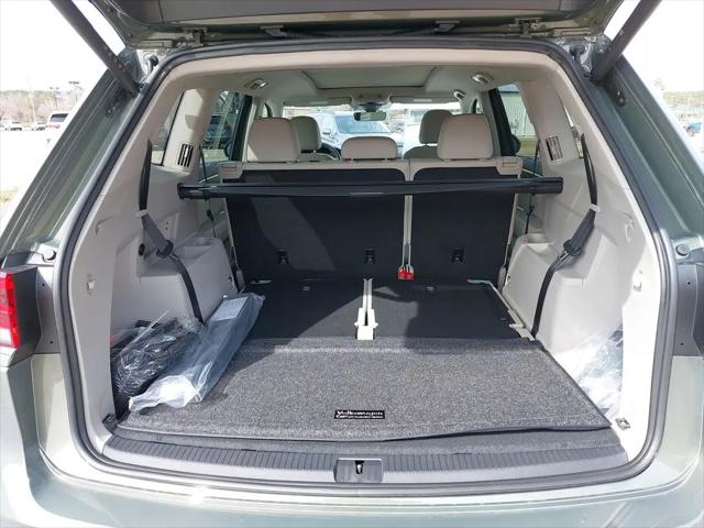 2026 Volkswagen Atlas SE with Technology