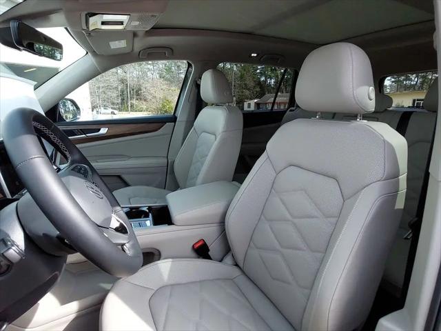 2026 Volkswagen Atlas SE with Technology