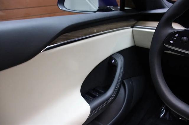 2022 Tesla Model S Dual Motor All-Wheel Drive