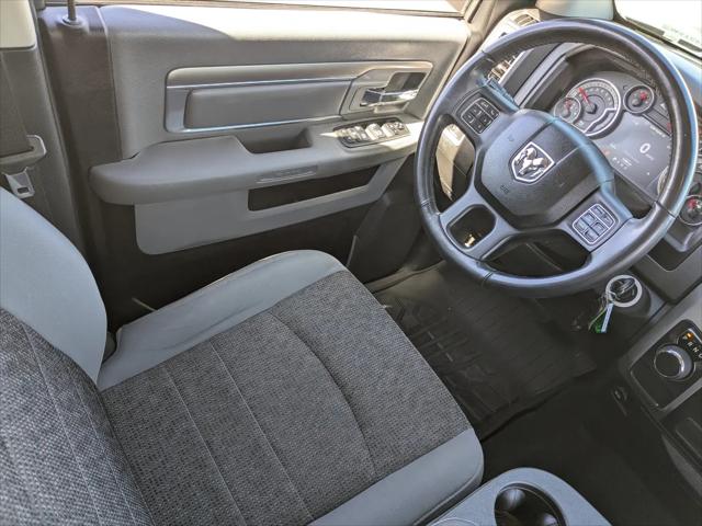 2019 Ram 1500 Classic SLT Crew Cab 4x2 5'7" Box