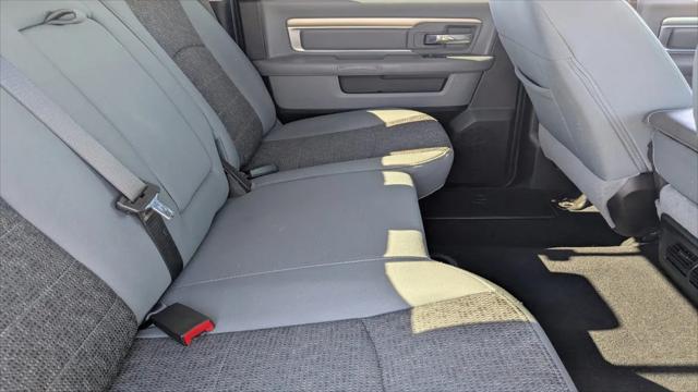 2019 Ram 1500 Classic SLT Crew Cab 4x2 5'7" Box