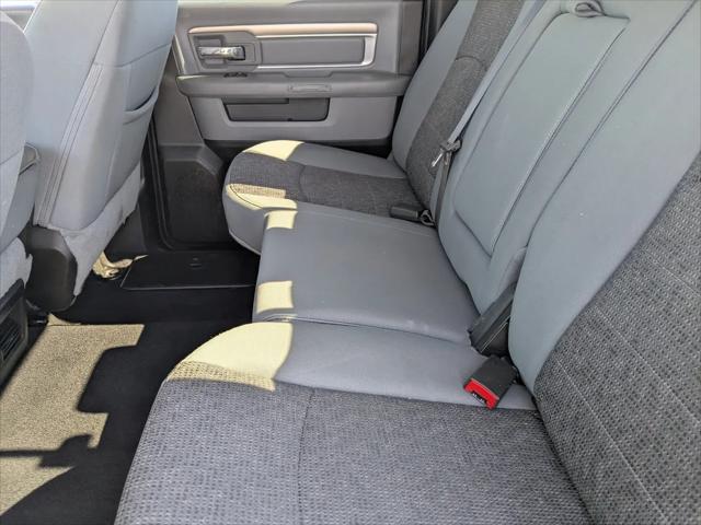 2019 Ram 1500 Classic SLT Crew Cab 4x2 5'7" Box