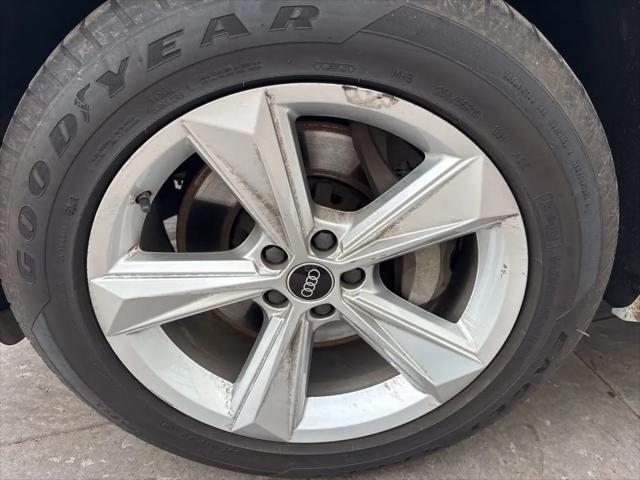 2023 Audi Q7 Premium 55 TFSI quattro Tiptronic