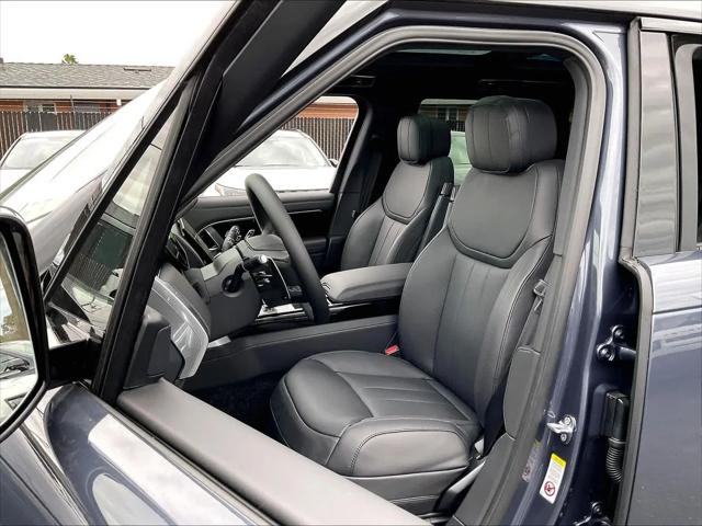 2026 Land Rover Range Rover P400 SE