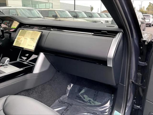 2026 Land Rover Range Rover P400 SE