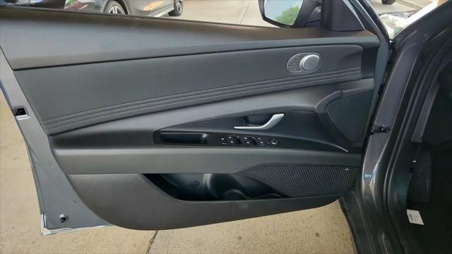 2026 Hyundai Elantra Hybrid Limited